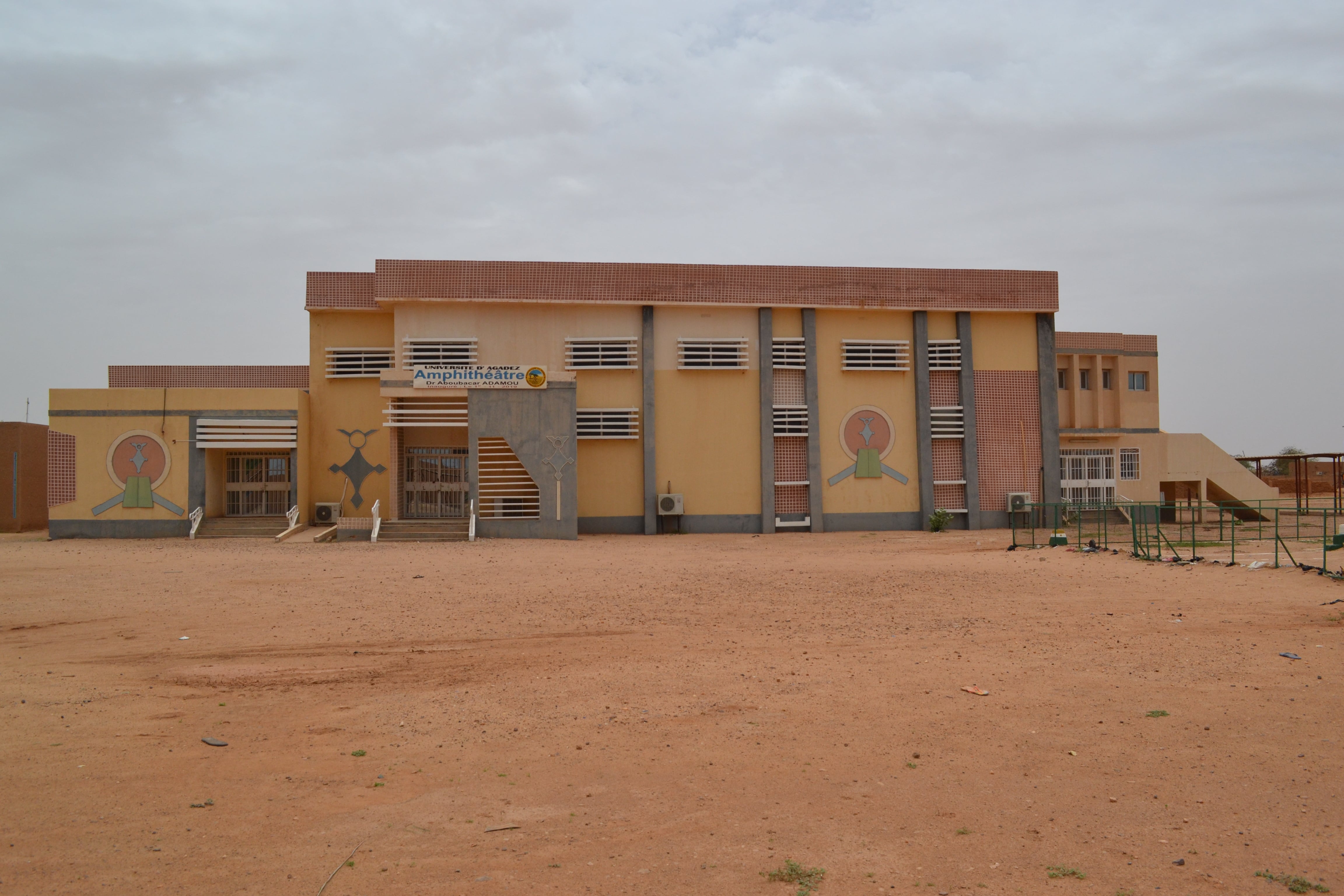 UNIVERSITÉ D'AGADEZ